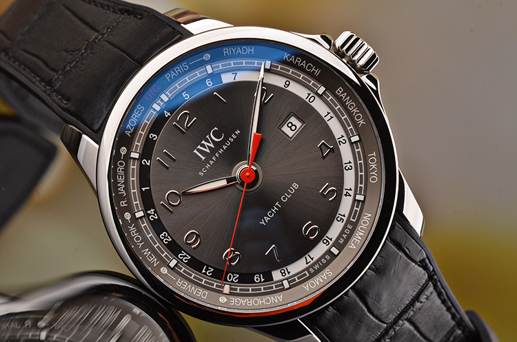 已售出【99新】万国葡萄牙限量版世界时自动机械折叠扣男表IW326602