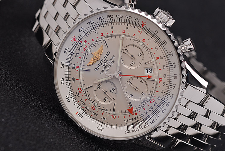 已售出【97新】百年灵航空计时1系列GMT计时日历自动男表AB0441211G1A1