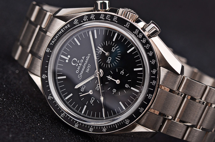 已售出【98新】欧米茄超霸登月50周年限量版男表311.63.42.50.01.003