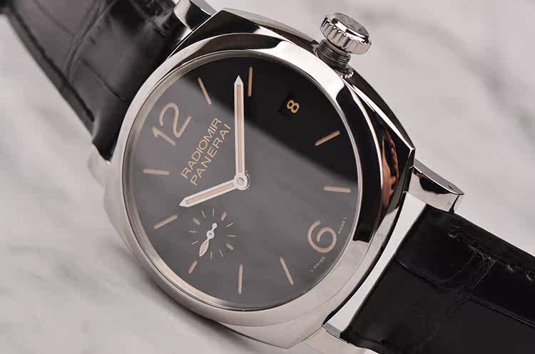 已售出【97新】沛纳海三明治盘小三针日历3天动能手上链男表pam00514