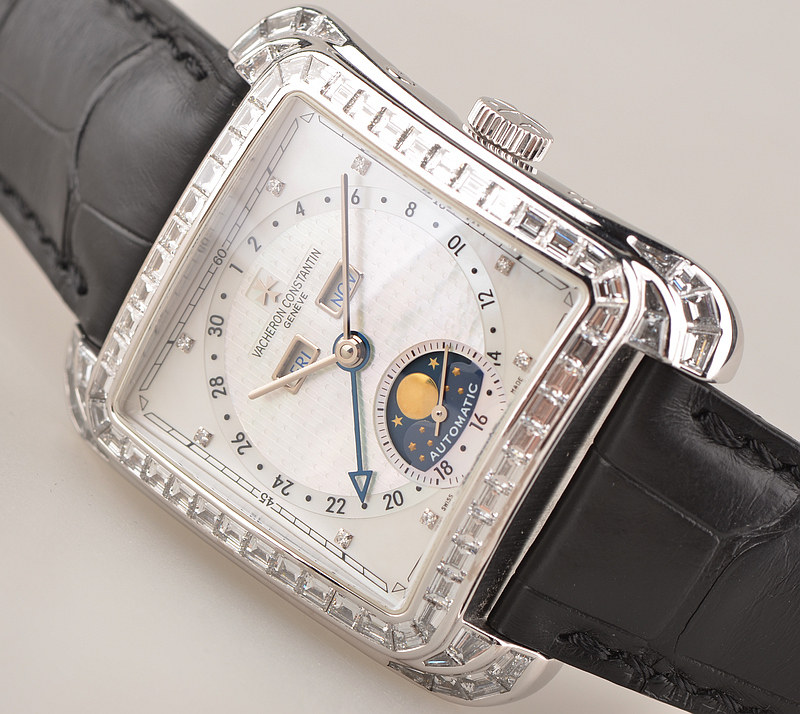 已售出【97新】江诗丹顿Toledo白金T钻年历月相自动男表47651/000G-9112