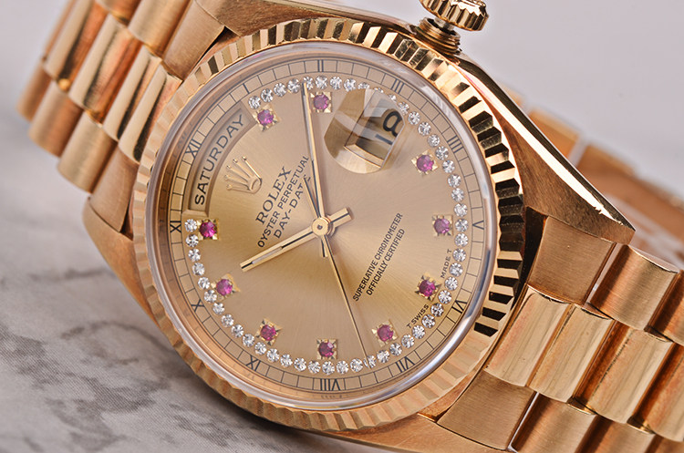 已售出【97新】劳力士DD全黄金红宝石及钻石刻度自动机械男表18238