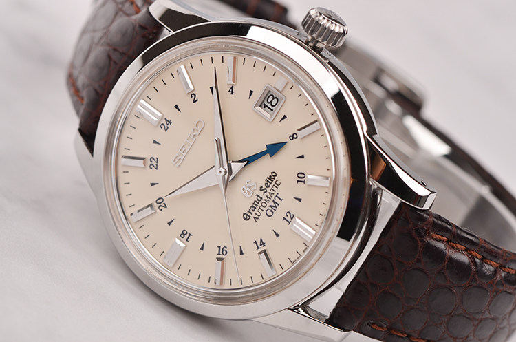 已售出【97新】精工GS白面GMT大三针日历自动机械折叠扣男表SBGM003