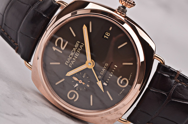 【97新】沛纳海玫瑰金GMT动显日历8日手上链折叠扣男表pam00395