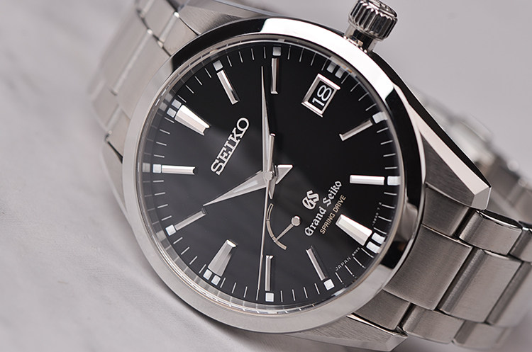 已售出【98新】精工GS Spring Drive 动显大三针日历钢带男表SBGA101