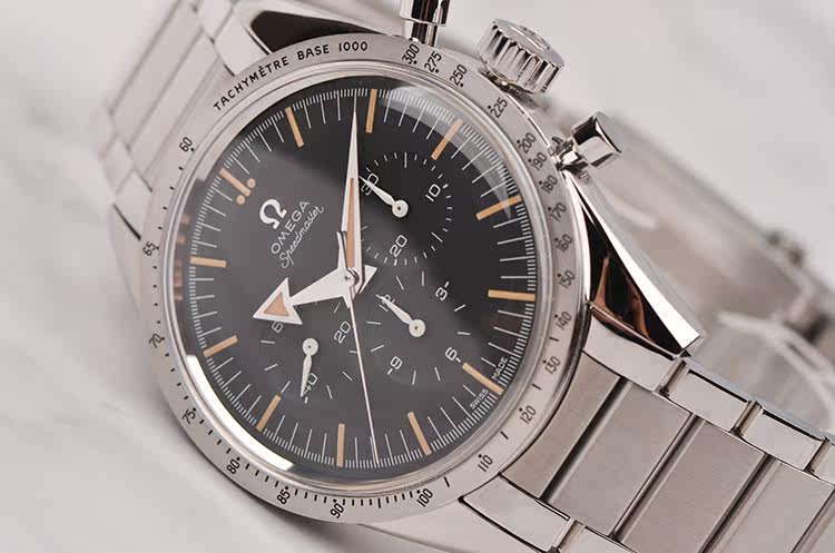 已售出【99新】欧米茄超霸‘’57复古计时男表311.10.39.30.01.001全套