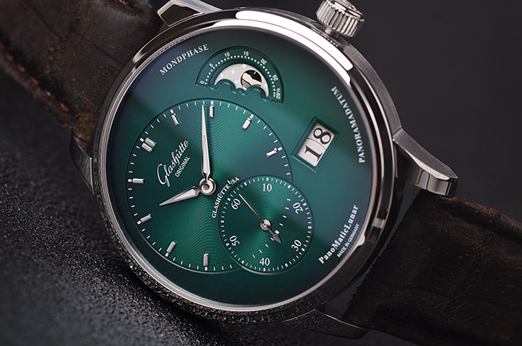 已售出【98新】格拉苏蒂绿面偏心大日历月相自动机械男表90-02-13-32-31