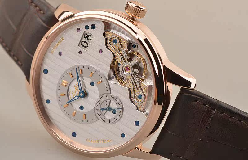 已售出【98新】格拉苏蒂玫瑰金鹅颈反作大日历自动男表91-02-01-05-30