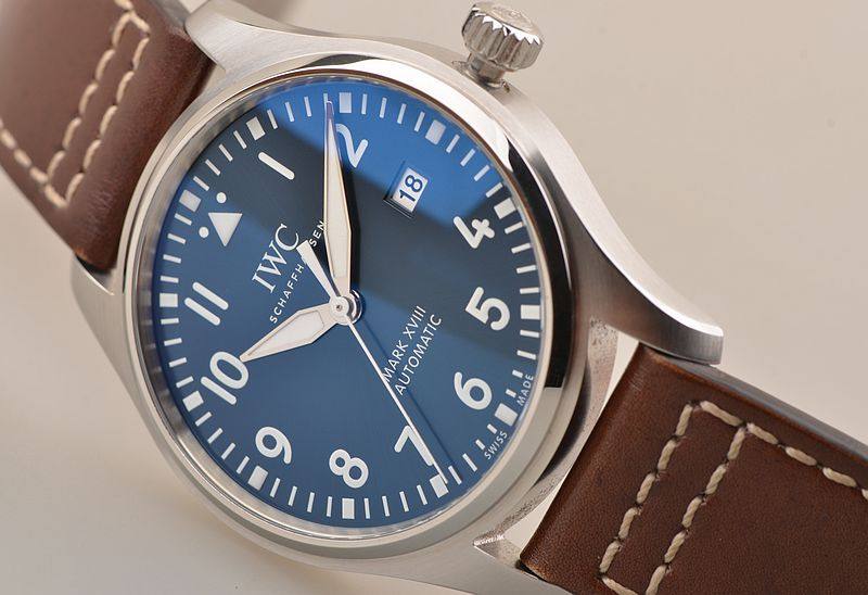 已售出【98新】万国飞行员马克18小王子特别版大三针日历男表IW327004