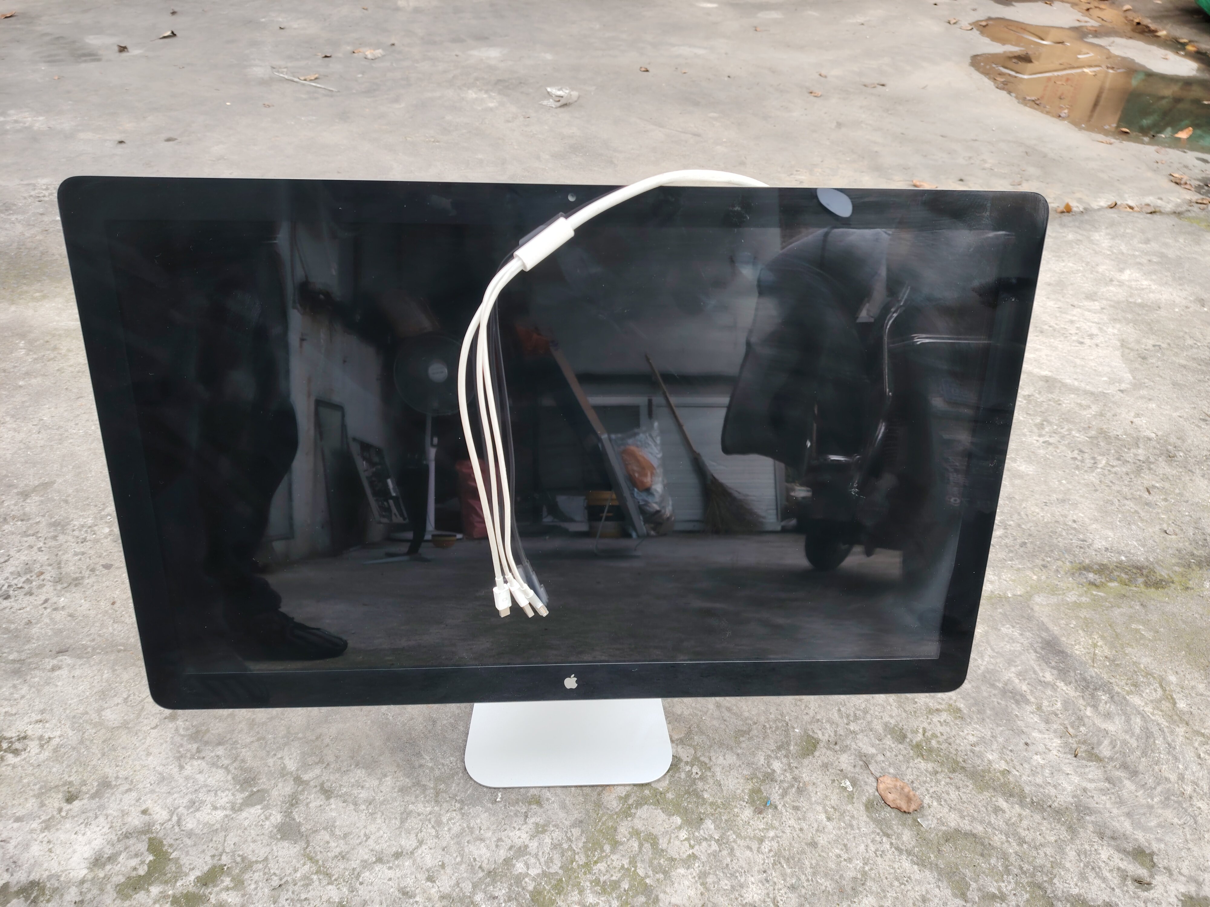 苹果A1316显示器27寸MC007 A1224 24寸IPS屏A1407 MC914高清设计