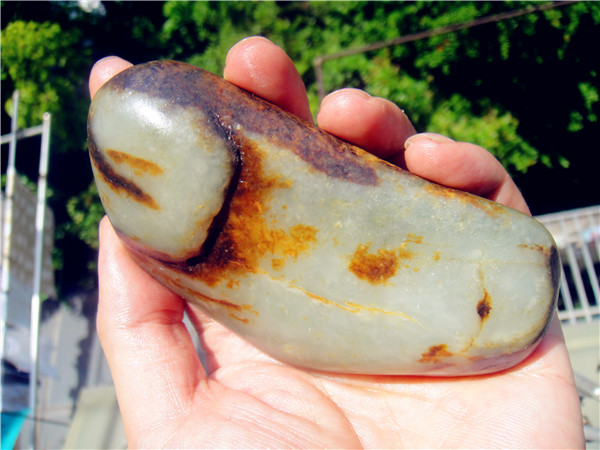 242克新疆和田玉籽料原石玩料（一把抓）