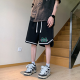 黑色