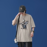 卡其色