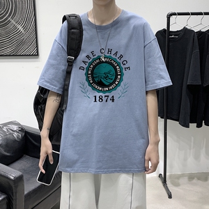 T1759P25港风100%棉2022新款短袖T恤男字母印花青春休闲T恤,蓝色与白色搭配是什么颜色图片