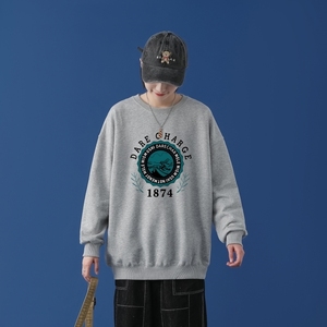 Y2478P38中性模特21新春新款动漫圆领卫衣男潮流宽松青少年外套