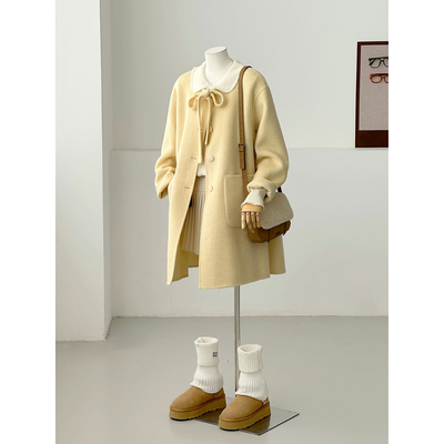 学院娃娃领蝴蝶结奶黄色毛呢大衣女中长款减龄小个子羊毛外套FS16