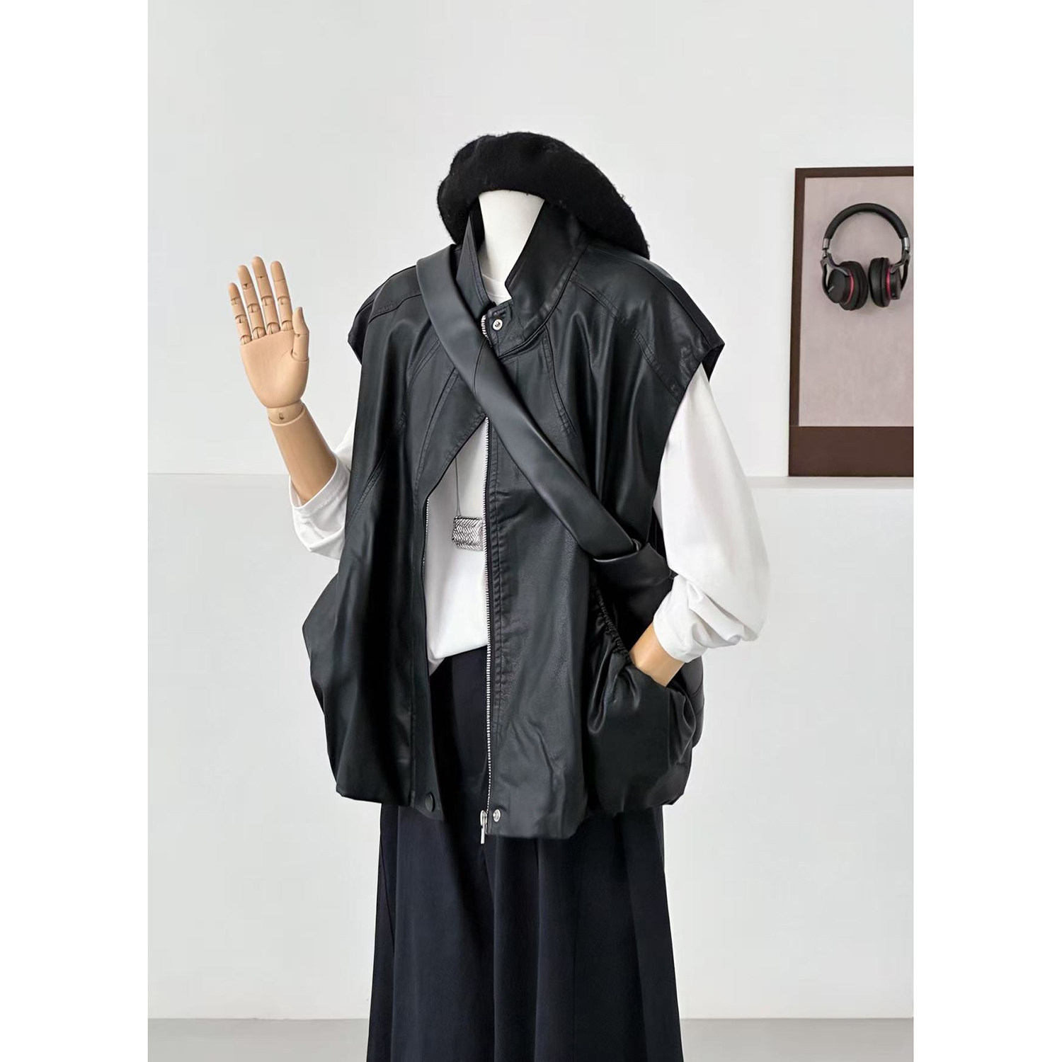 【复古回响】韩系设计感无袖拉链皮质马甲女春坎肩背心叠穿MJ047