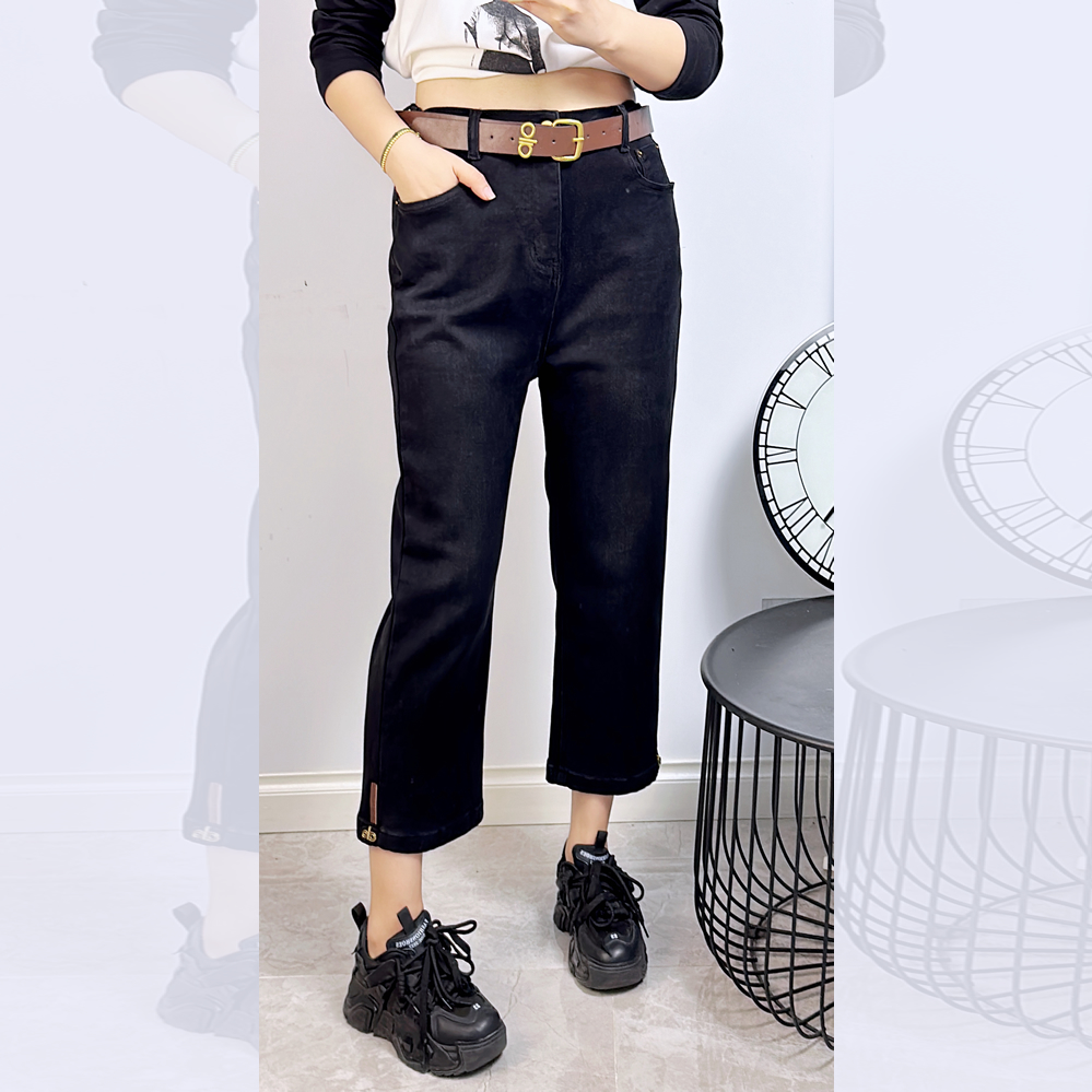 宜语析5662秋加大码直筒牛仔裤女