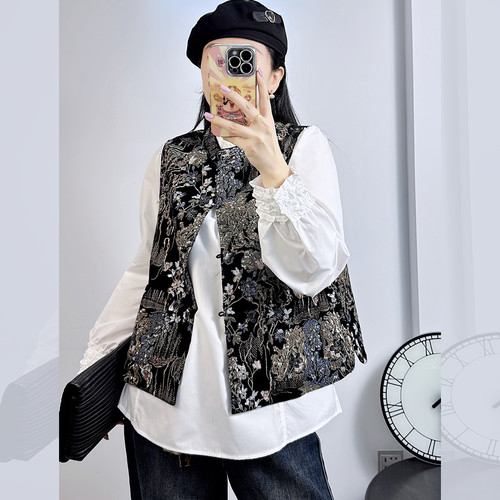 宜语析5832冬加大码薄棉马夹女 200斤胖mm丝绒刺绣亮片国风新中式