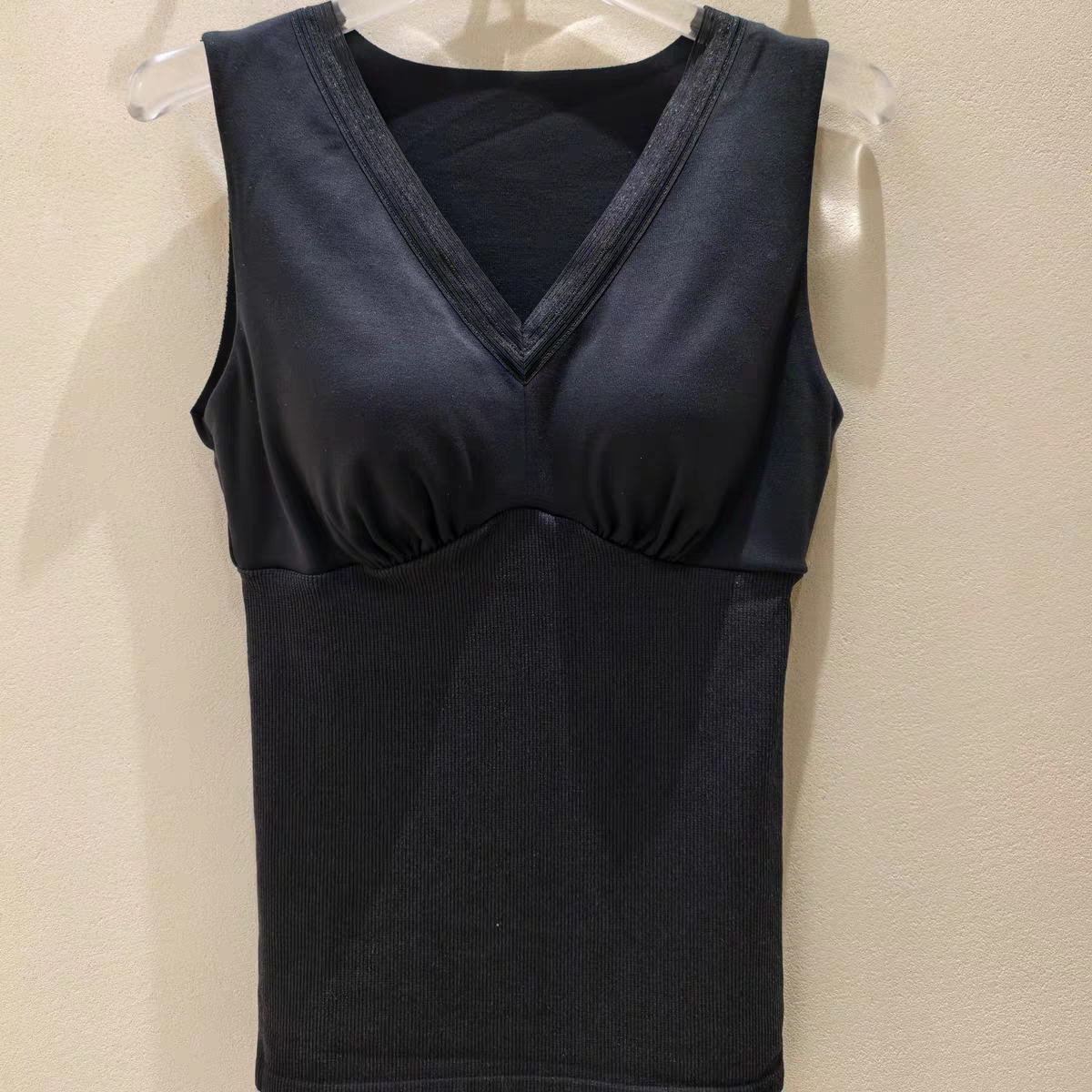 伊维斯正品女士V领无袖带罩杯轻型收腹女士背心10270720
