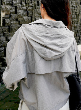 哈瓦塔（翅膀）夏季女连帽轻薄宽松透气户外防晒衣开衫H350104