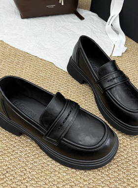 2026春秋新款黑色厚底英伦乐福鞋女软皮一脚蹬通勤小皮鞋复古单鞋