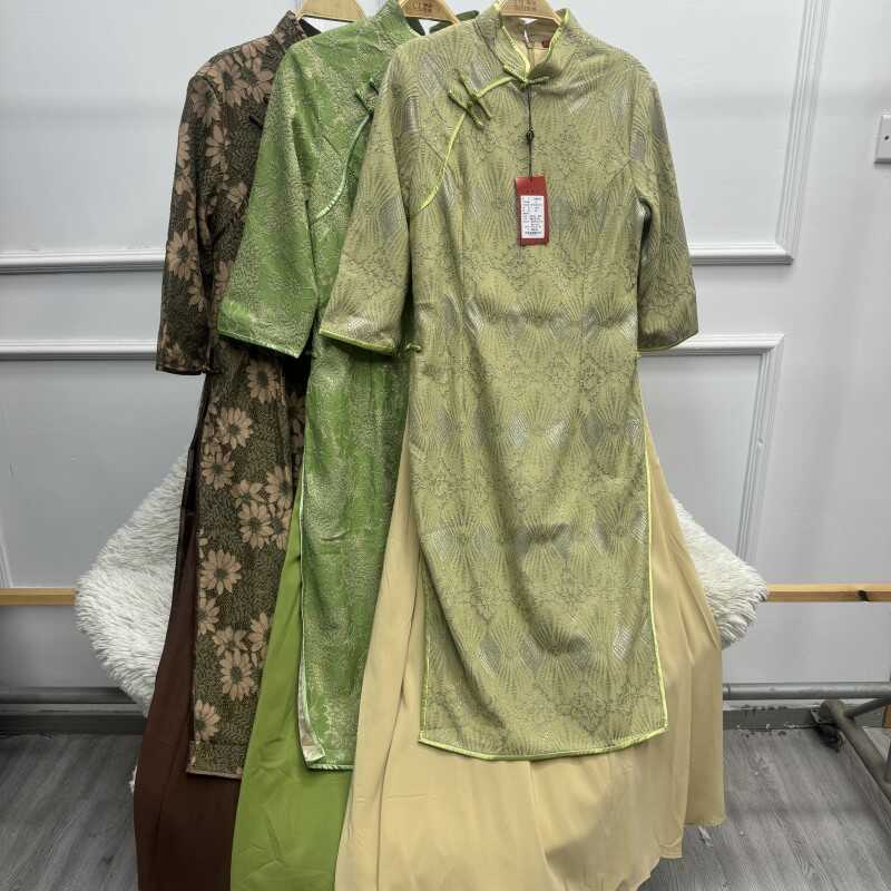 高档夏季重工修身改良旗袍凡写