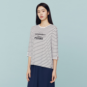 三枪彩条爽滑竹棉圆领七分袖女衫字母印花宽松显瘦夏季薄款T恤