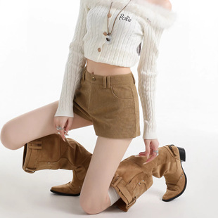 美拉德复古灯芯绒短裤女秋冬季高腰修身包臀A字热裤辣妹百搭靴裤