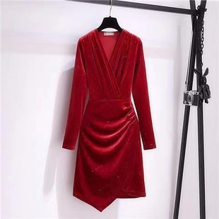 洋气春装连衣裙女2023新款韩版V领小个子修身气质不规则小黑裙潮