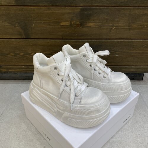 增高6cm~牛皮松糕厚底休闲鞋
