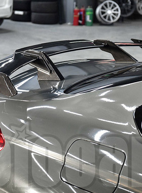 宝马G80 M3 G82 M4 改装M Performance MP款干式碳纤维立式尾翼