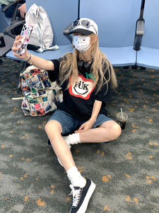 T0126-P25 红苹果乐园卡通前印花宽松短袖t恤女 高品质纯棉图片