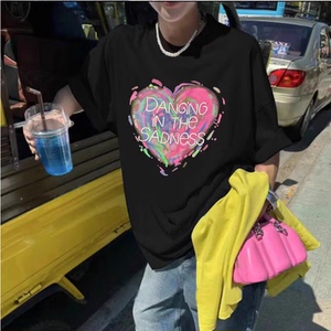 T0225-P25 网红情侣装爱心短袖T恤 24新款潮牌高级感宽松百搭上衣图片
