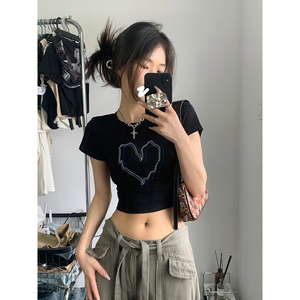 T0060-P35  心动信号简约爱心纯棉T 短款修身短袖T恤女夏图片