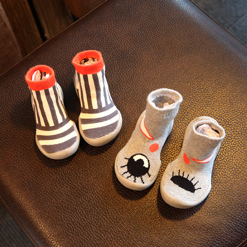 Pantoufles enfants en autre pour hiver - semelle caoutchouc Wear - Ref 1018072 Image 1