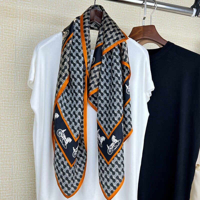 凯旋门马车真丝丝巾大方巾新款薄款90素绸缎围巾披肩两用