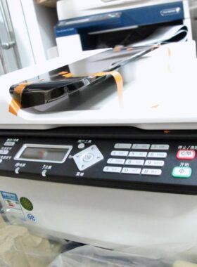 理光RICOH SP100SF连续复印 打印 传真外接电话一体机  四合一