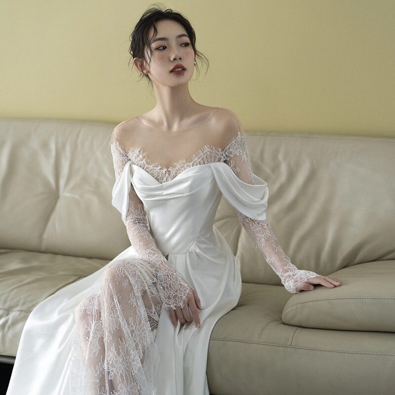 旅拍轻婚纱法式蕾丝小拖尾白色复