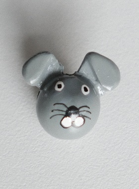 22mm宽x20mm高 孔径大约2mm1个价 德国JIM木质灰色兔子头造型串珠