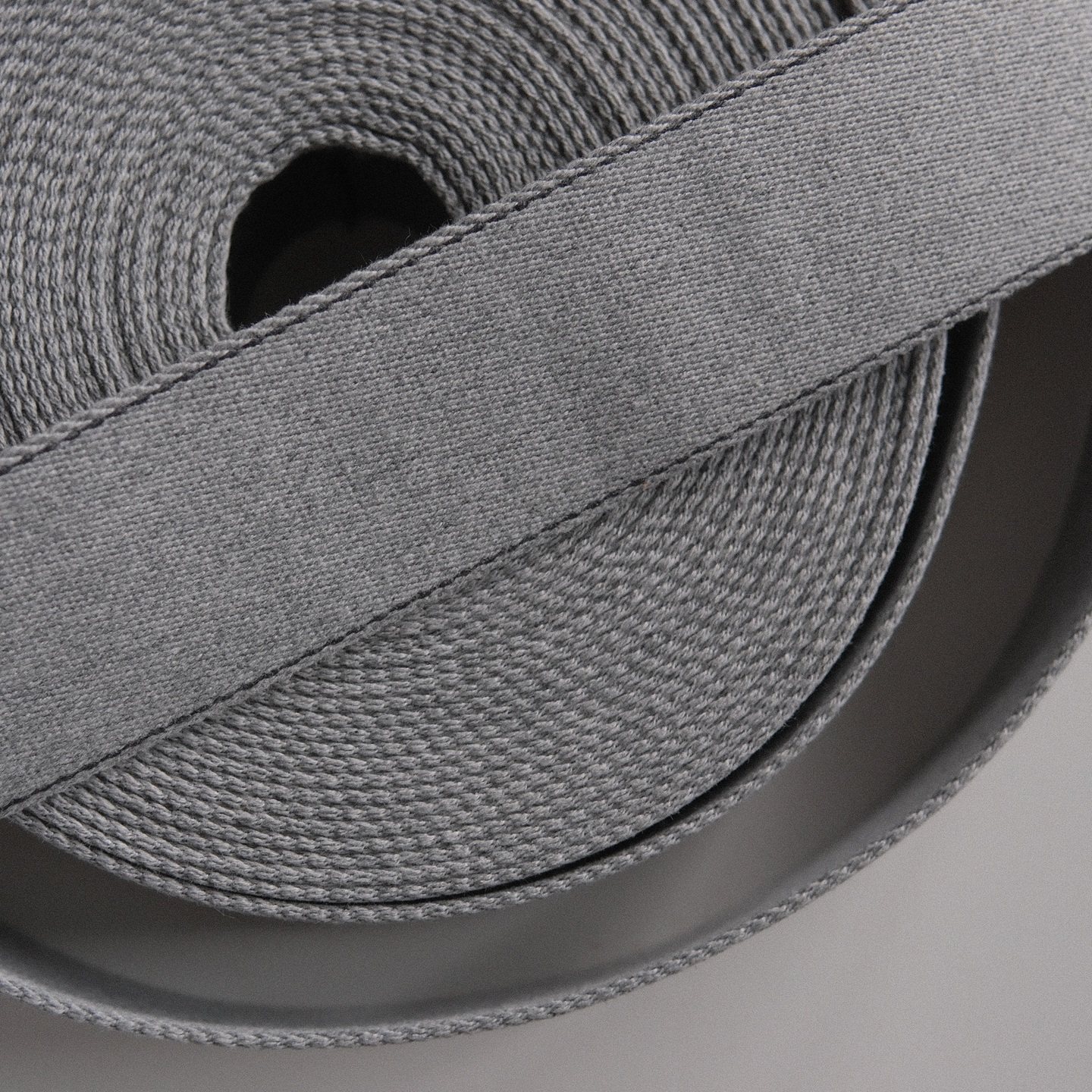 豪厄尔斯通灰色织带包带