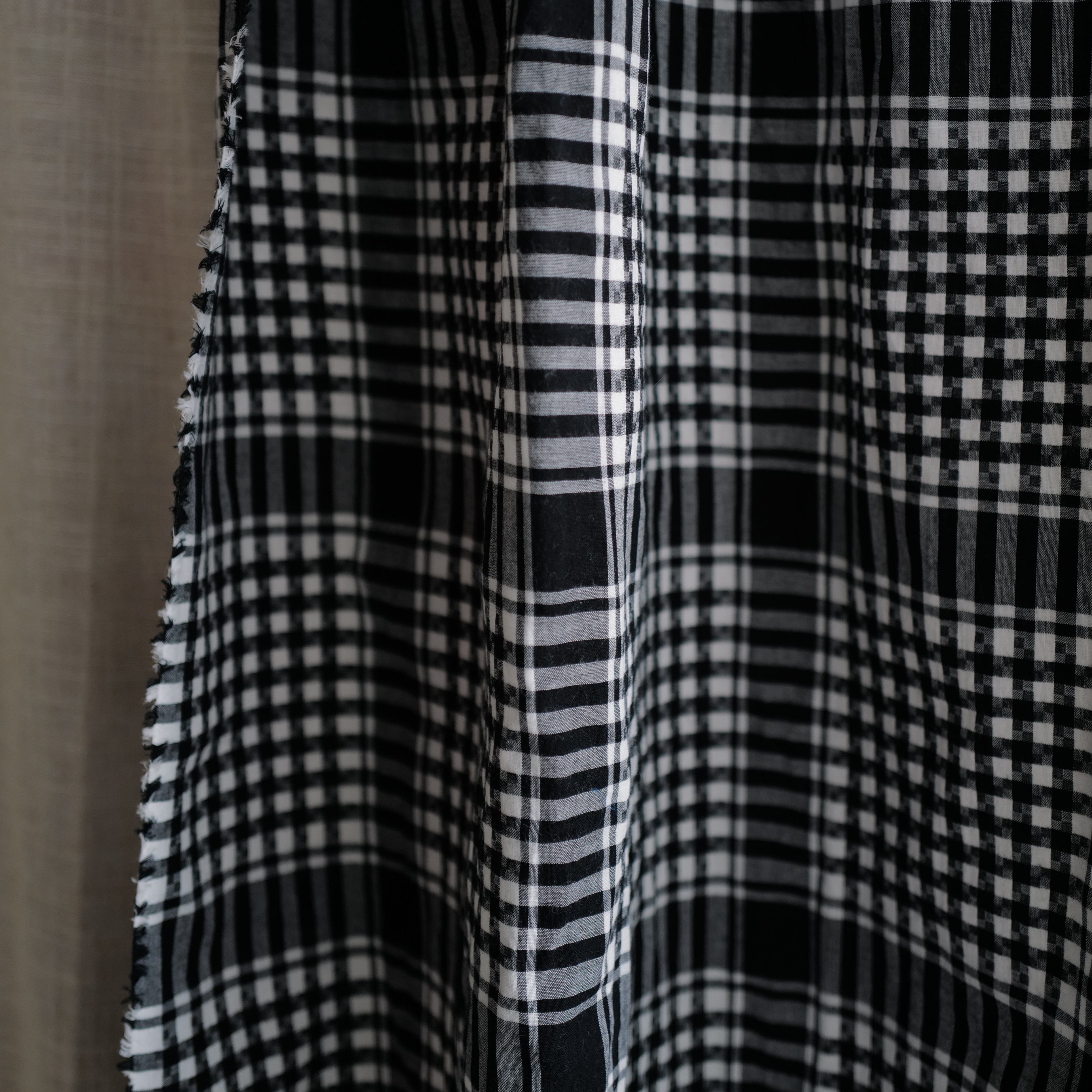 格纹黑白交错日本棉布