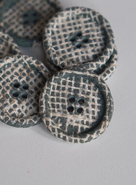 25mm一颗价格英国Textile Garden灰绿色滚边纹理破碎感纽扣