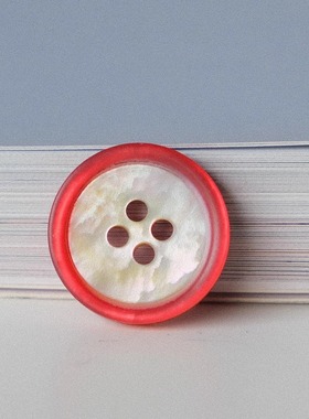 15mm一颗价英国Textile Garden灵动红色凸边自然色贝壳纽扣