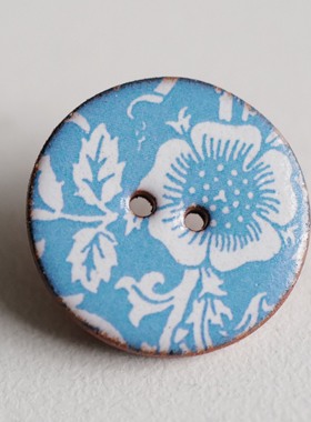 22mm一颗价格英国Stockwell手工陶瓷纽扣蓝色底白色海葵线条