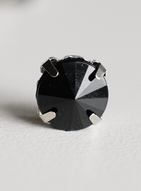 直径10mm厚度最高处约7mm一颗价德国JIM亚克力黑仿钻饰钉珠