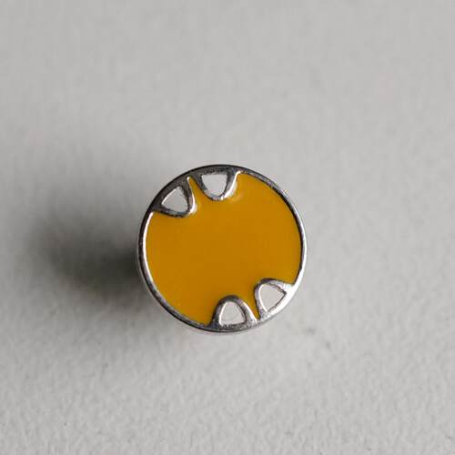 柠檬黄珐琅银边镂空金属纽扣