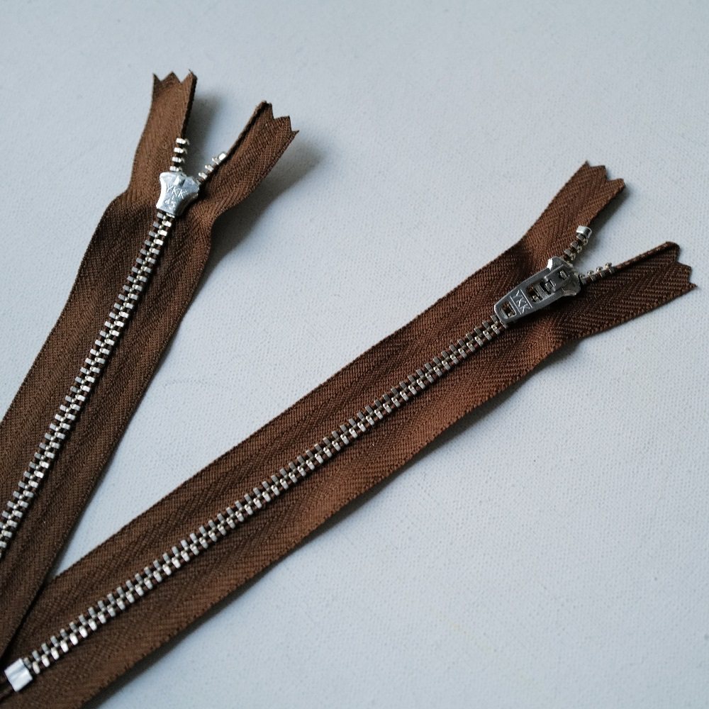 定制款YKK咖啡色镍拉链