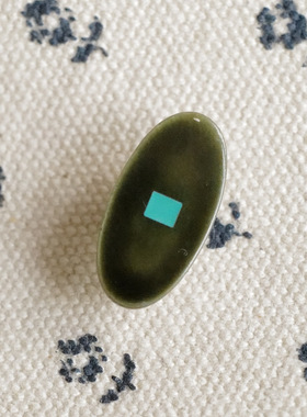 20mmx10mm1颗价英国Textile Garden银孔椭圆浅墨绿方块厚贝壳纽扣