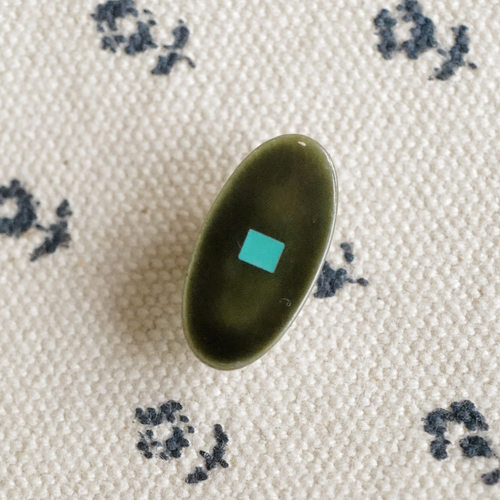 银孔椭圆浅墨绿方块厚贝壳纽扣